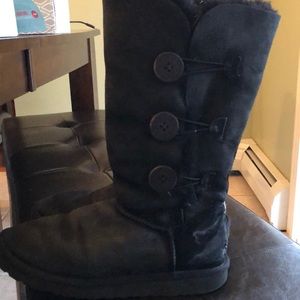 UGG Bailey Button Tall Size 7